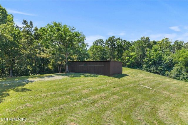 910 Reagan Valley Road, Tellico Plains, TN 37385