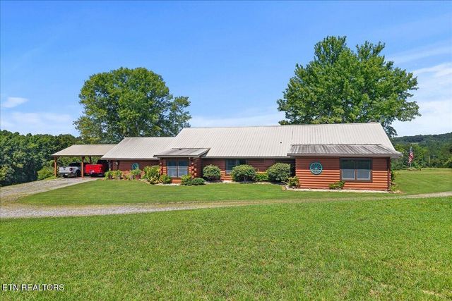 910 Reagan Valley Road, Tellico Plains, TN 37385