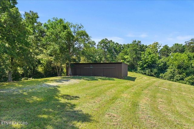 910 Reagan Valley Road, Tellico Plains, TN 37385
