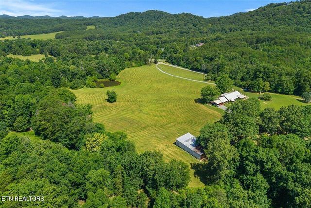 910 Reagan Valley Road, Tellico Plains, TN 37385
