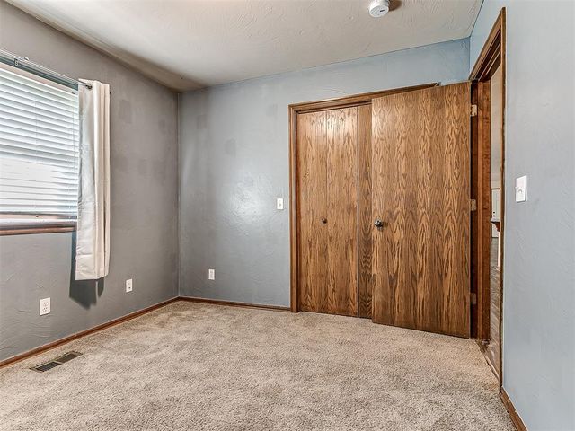 2905 N Henney Road, Choctaw, OK 73020