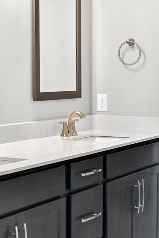 3920 Trinity Woods Rd, Columbia, TN 38401