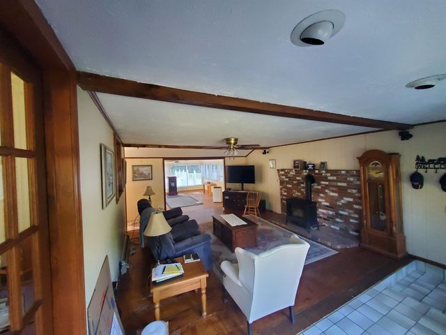 14 Lincoln Street, Pelham, NH 03076
