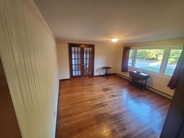 14 Lincoln Street, Pelham, NH 03076