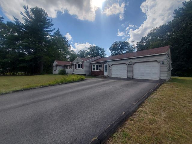 14 Lincoln Street, Pelham, NH 03076