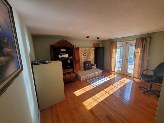 14 Lincoln Street, Pelham, NH 03076