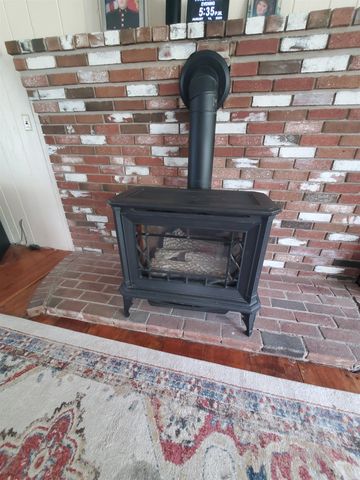 14 Lincoln Street, Pelham, NH 03076