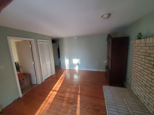 14 Lincoln Street, Pelham, NH 03076