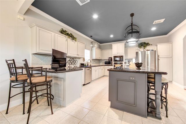 1811 Emerald Green Drive, Houston, TX 77094
