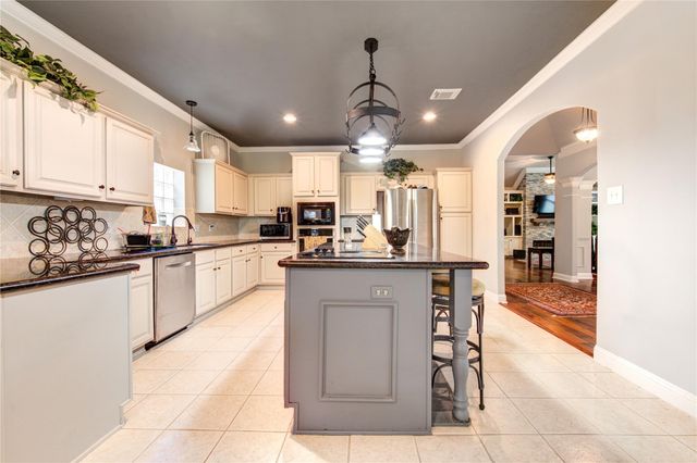 1811 Emerald Green Drive, Houston, TX 77094
