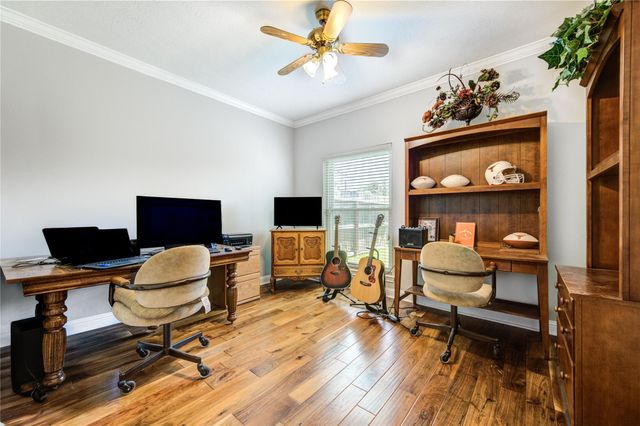 1811 Emerald Green Drive, Houston, TX 77094