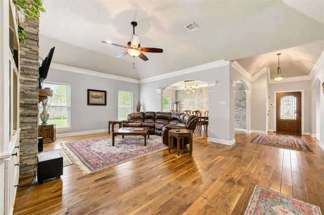 1811 Emerald Green Drive, Houston, TX 77094