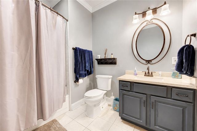 1811 Emerald Green Drive, Houston, TX 77094
