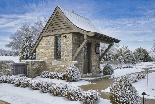 7100 Anna Dr, Brentwood, TN 37027