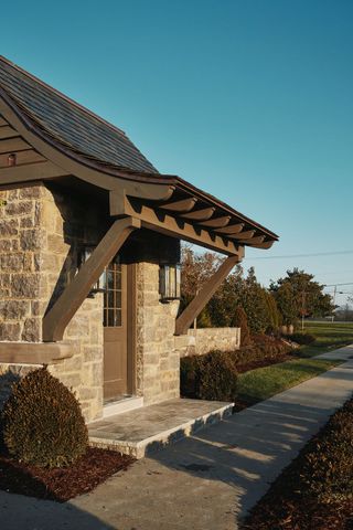 7100 Anna Dr, Brentwood, TN 37027