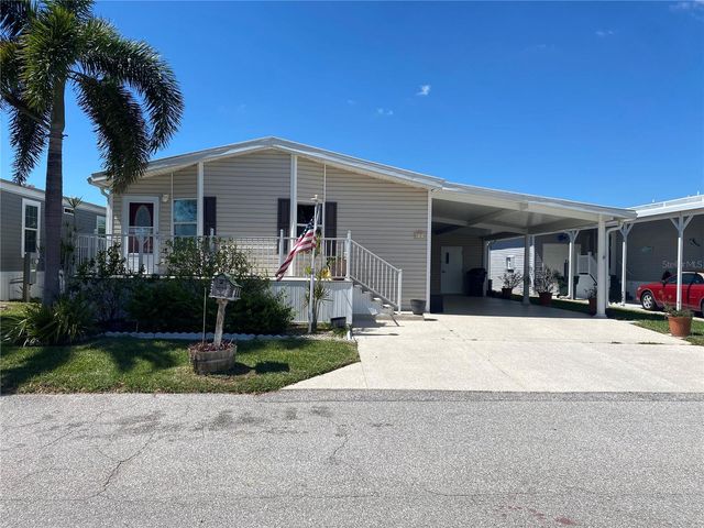 724 BLACKBURN BOULEVARD, North Port, FL 34287