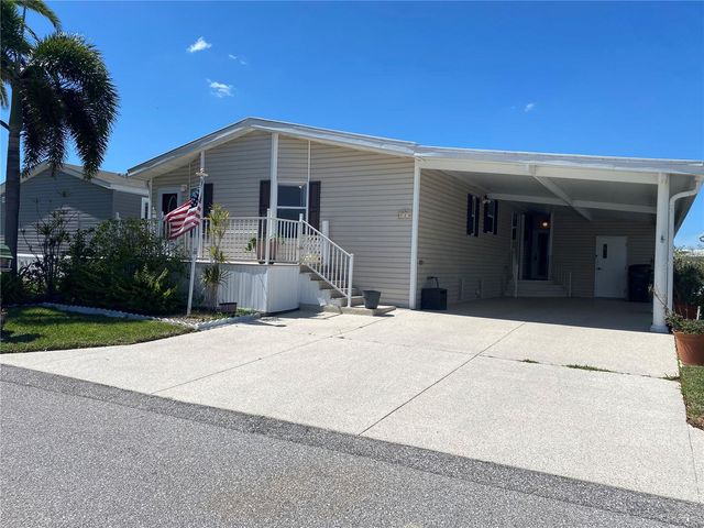 724 BLACKBURN BOULEVARD, North Port, FL 34287