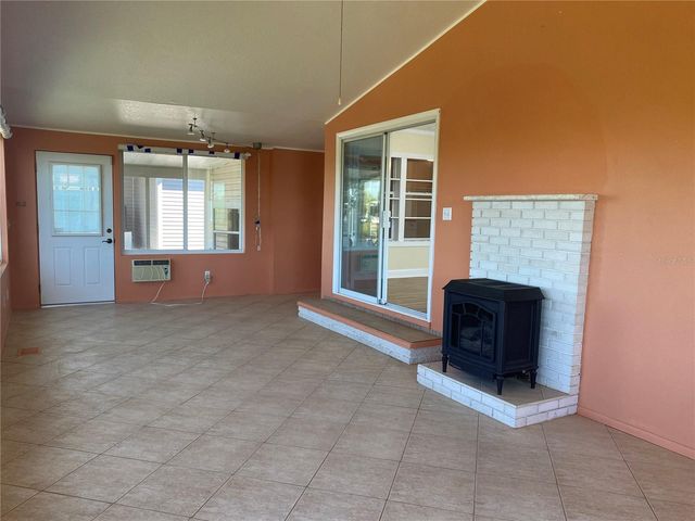 724 BLACKBURN BOULEVARD, North Port, FL 34287