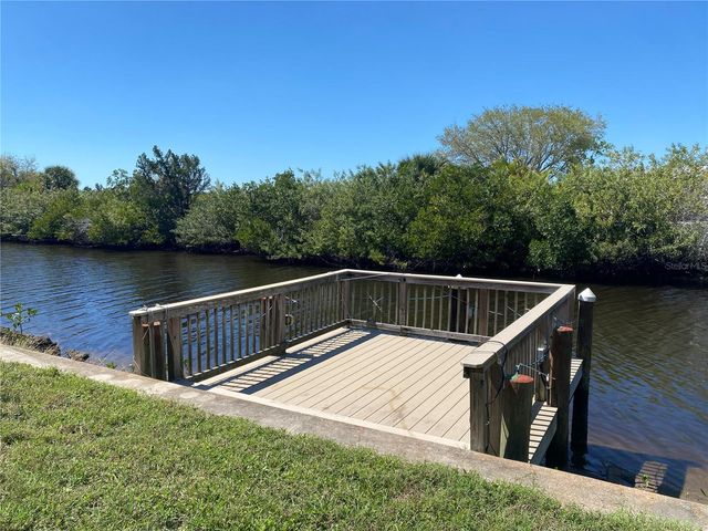 724 BLACKBURN BOULEVARD, North Port, FL 34287