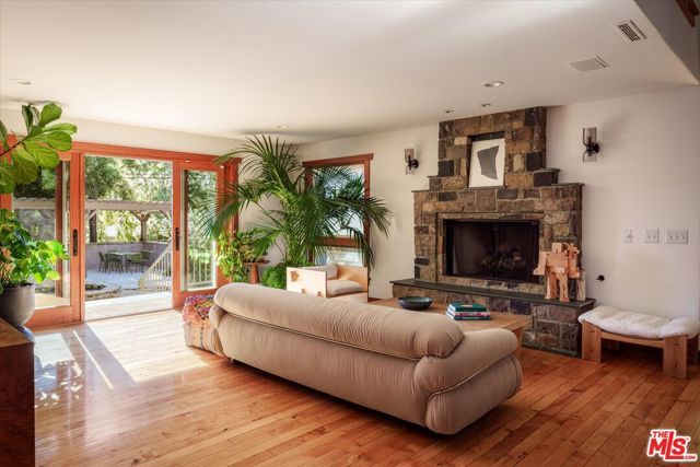 4440 Grand Avenue, Ojai, CA 93023