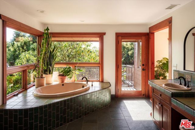 4440 Grand Avenue, Ojai, CA 93023