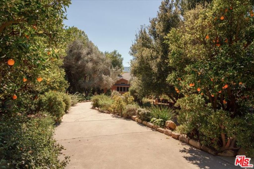 4440 Grand Avenue, Ojai, CA 93023