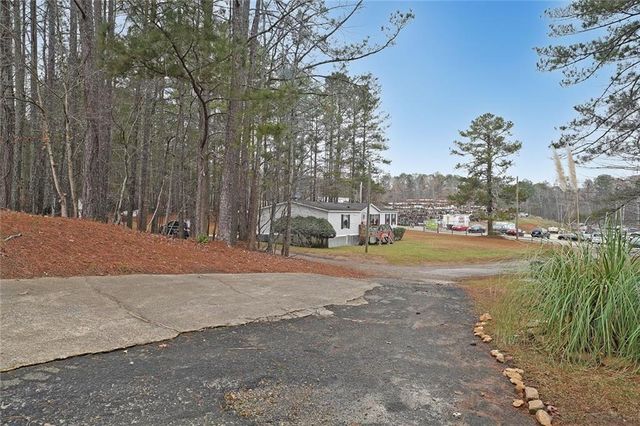 1827 Poplar Springs Road, Hiram, GA 30141