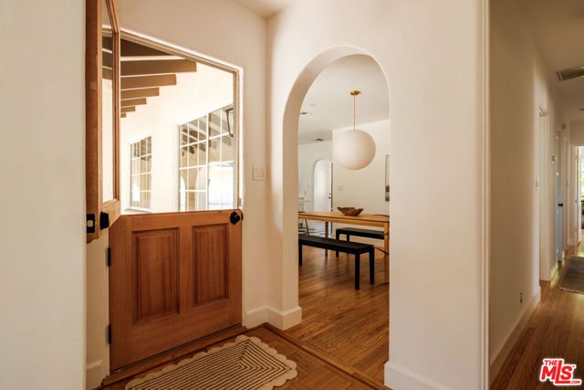 3739 Virginia Road, Los Angeles, CA 90016