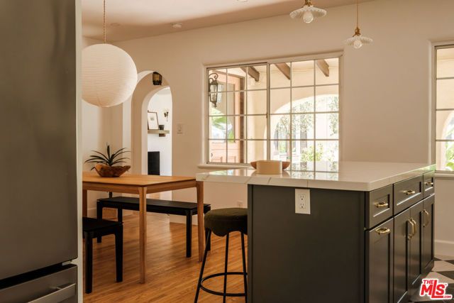 3739 Virginia Road, Los Angeles, CA 90016
