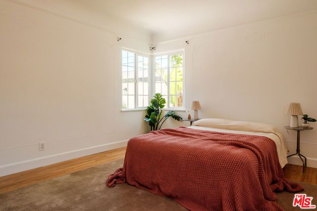 3739 Virginia Road, Los Angeles, CA 90016