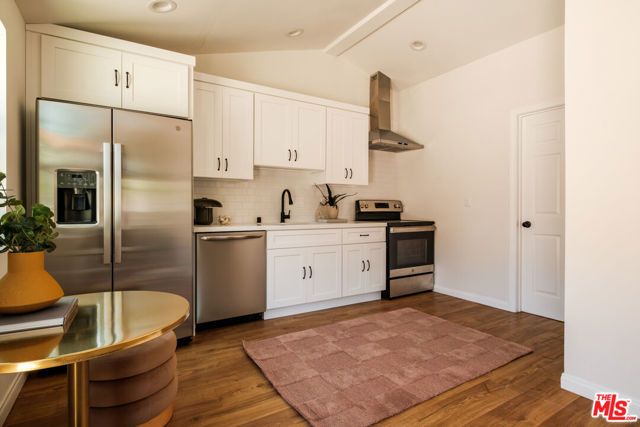 3739 Virginia Road, Los Angeles, CA 90016