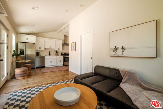 3739 Virginia Road, Los Angeles, CA 90016