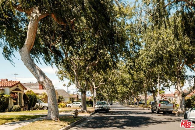 3739 Virginia Road, Los Angeles, CA 90016