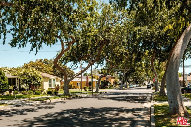 3739 Virginia Road, Los Angeles, CA 90016