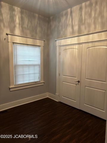 203 S HIGH STREET, California, MO 65018