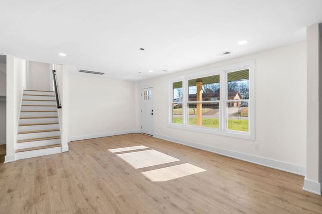 3247 Masonwood Dr, Nashville, TN 37207