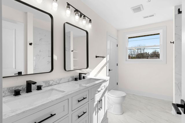 3247 Masonwood Dr, Nashville, TN 37207