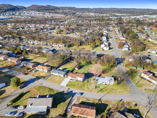 3247 Masonwood Dr, Nashville, TN 37207