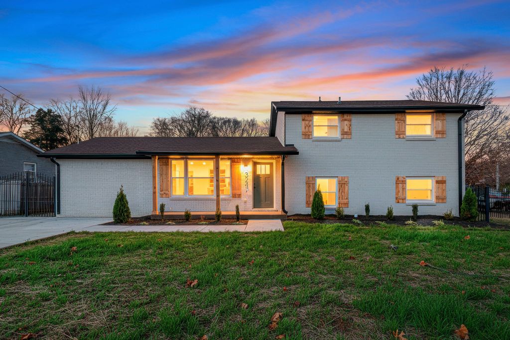 3247 Masonwood Dr, Nashville, TN 37207