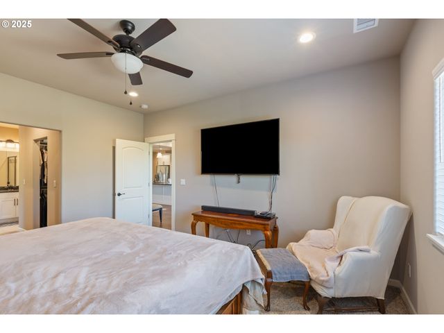 263 WIL Way, Winston, OR 97496