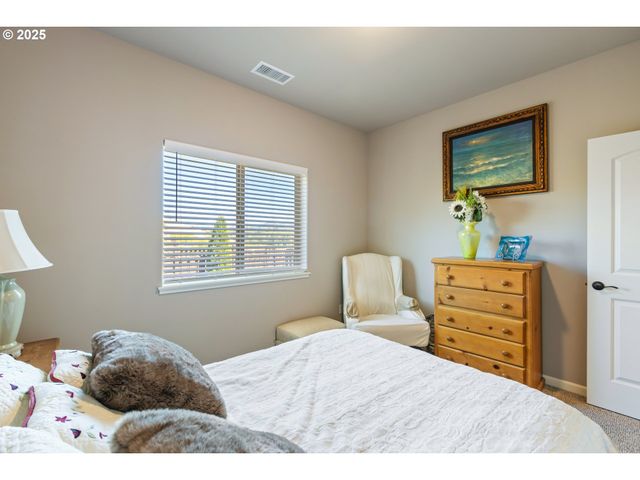 263 WIL Way, Winston, OR 97496