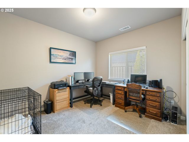 263 WIL Way, Winston, OR 97496