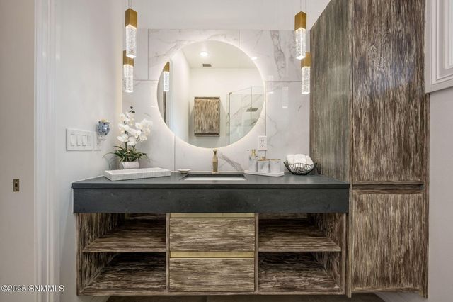 7003 McNutt Road, Anthony, NM 88021