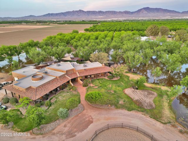 7003 McNutt Road, Anthony, NM 88021