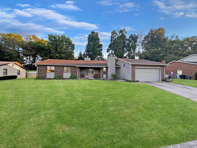 7711 Woodland Drive, Newburgh, IN 47630