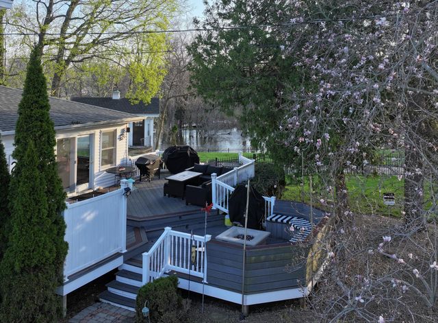 417 S Riverside Drive, Winamac, IN 46996