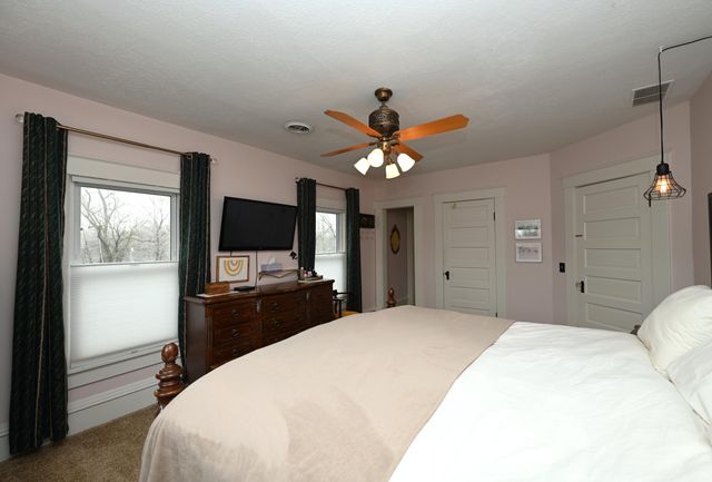 417 S Riverside Drive, Winamac, IN 46996