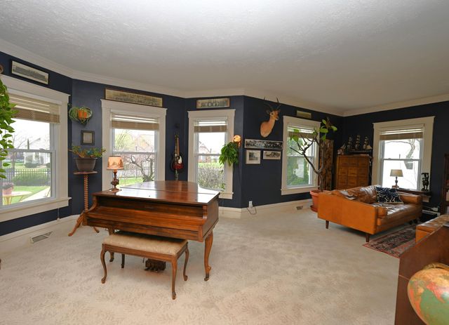 417 S Riverside Drive, Winamac, IN 46996