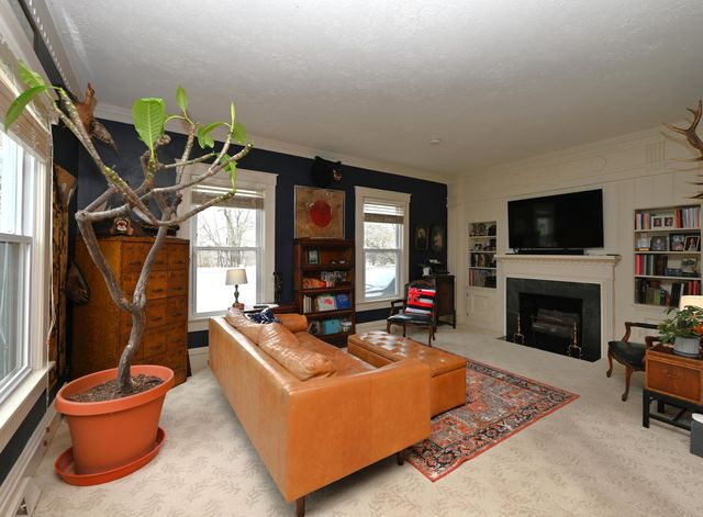 417 S Riverside Drive, Winamac, IN 46996