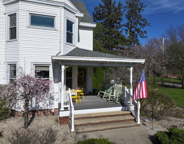 417 S Riverside Drive, Winamac, IN 46996